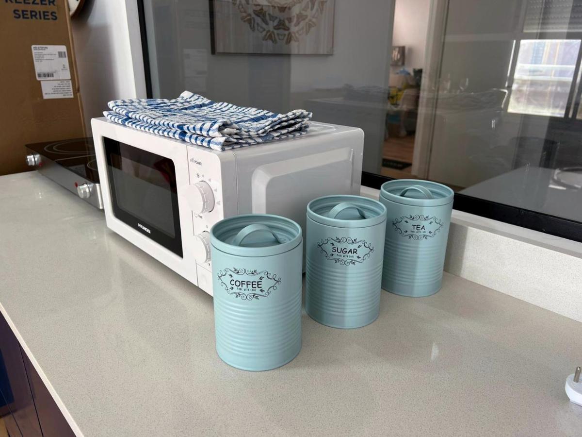 The Symphony Of The Breeze Apartment Netanya Bagian luar foto