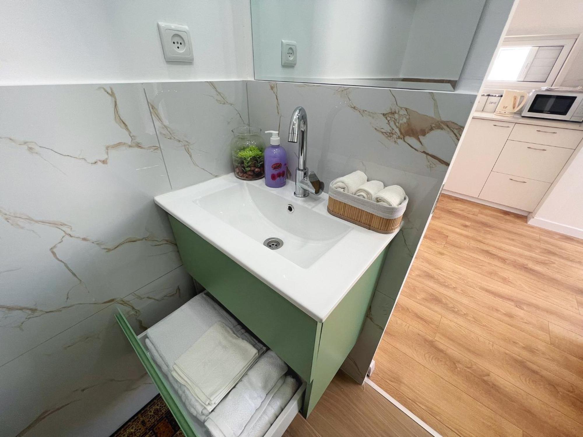 The Symphony Of The Breeze Apartment Netanya Bagian luar foto